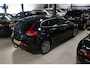Volvo V40 1.6 T3 Momentum / NAP KM STAND / 5 2027 APK ! ! !