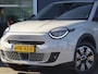 Fiat 600 1.2 Hybrid Urban 1ste Eigenaar | Camera | Parkeersensoren V+A | Stoelverwarming | Winter-Pack | Keyless | 17" LMV