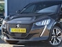 Peugeot e-208 EV GT Pack 50 kWh 1ste Eigenaar | Camera | Panorama | Stoelverwarming | Keyless | Apple Carplay & Android Auto | 17" LMV