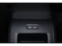 Volvo XC60 T6 Recharge AWD Plus Black Edition - Panorama/schuifdak - IntelliSafe Assist & Surround - 360º Camera - Harman/Kardon audio - Verwarmde voorstoelen, stuur & achterbank - Parkeersensoren voor & achter - Elektr. bedienb. voorstoelen met geheugen - Head up display - Draadloze tel. lader - Extra getint glas - Inklapbare trekhaak - 21' LMV
