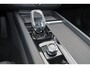 Volvo XC60 T6 Recharge AWD Plus Black Edition - Panorama/schuifdak - IntelliSafe Assist & Surround - 360º Camera - Harman/Kardon audio - Verwarmde voorstoelen, stuur & achterbank - Parkeersensoren voor & achter - Elektr. bedienb. voorstoelen met geheugen - Head up display - Draadloze tel. lader - Extra getint glas - Inklapbare trekhaak - 21' LMV