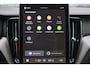 Volvo XC60 T6 Recharge AWD Plus Black Edition - Panorama/schuifdak - IntelliSafe Assist & Surround - 360º Camera - Harman/Kardon audio - Verwarmde voorstoelen, stuur & achterbank - Parkeersensoren voor & achter - Elektr. bedienb. voorstoelen met geheugen - Head up display - Draadloze tel. lader - Extra getint glas - Inklapbare trekhaak - 21' LMV