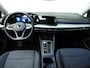 Volkswagen Golf 1.0 eTSI Life Business dealer onderhouden | LED Plus | Discover Pro
