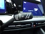 Volkswagen Golf 1.0 eTSI Life Business dealer onderhouden | LED Plus | Discover Pro