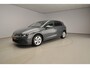 Volkswagen Golf 1.0 eTSI Life Business dealer onderhouden | LED Plus | Discover Pro