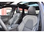 Volvo XC60 T6 350PK AWD Ultra Black Edition | BLIS | HUD | Panodak | Stoelverwarm Voor/Achter | Adapt. Cruise | H&K