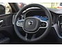 Volvo XC60 T6 350PK AWD Ultra Black Edition | BLIS | HUD | Panodak | Stoelverwarm Voor/Achter | Adapt. Cruise | H&K