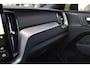 Volvo XC60 T6 350PK AWD Ultra Black Edition | BLIS | HUD | Panodak | Stoelverwarm Voor/Achter | Adapt. Cruise | H&K