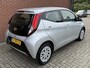 Toyota Aygo 1.0 VVT-i x-play AUTOMAAT CARPLAY CAMERA BLUETOOTH NL-AUTO