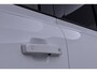 Land Rover Defender 2.0 P300e 110 X-Dynamic SE | FACELIFT | ACC | Panoramadak | ClearSight | Stoel+Stuurverwarming | Trekhaak