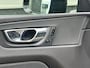 Volvo XC60 2.0 T6 Plug-in hybrid AWD R-Design Pano Memory Trekhaak Bliss Stoel/stuur verw. Leder