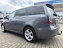 Mitsubishi Grandis 2.4-16V Limited, navigatie, climatronic, cruisecontrol, pdc, trekhaak.