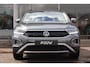 Volkswagen T-Roc 1.0 TSI 110pk Life 75 Edition | Camera | Adaptive | PDC | Apple Carplay