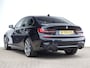 BMW 3-Serie 330e High Executive | M SPORT | TREKHAAK | ADAPTIVE CRUISE | CAMERA | DODEHOEKDETECTIE | PARKEERSENSOREN V+A | STUUR+STOELVERWARMING | NAVI | HEAD-UP | APPLE CARPLAY / ANDROID AUTO | LMV 20" |
