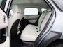 Land Rover Range Rover Velar 2.0 P250 Turbo AWD Carbon Edition | Achteruitrijcamera | Cruise Control | Navigatie | Apple Carplay | Stoelverwarming + verkoeling |