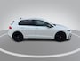 Volkswagen Golf 1.4eHybrid 180kW/245PK GTE Black Style · Panoramadak · Trekhaak · Apple/Android Car Play · Garantie t/m 01-12-2026 of 100000km.