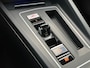 Volkswagen Golf 1.4eHybrid 180kW/245PK GTE Black Style · Panoramadak · Trekhaak · Apple/Android Car Play · Garantie t/m 01-12-2026 of 100000km.