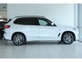 BMW X5 xDrive45e High Executive M-Sport "OP AFSPRAAK" | Soh 92% | Adapt. Cruise | Harman & Kardon | 4-Wielsturing | Laser |  Schuifdak | HUD | Stoelventilatie | 360 Camera | Trekhaak |  Luchtvering
