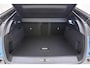 Peugeot E-3008 GT Avantage 210 73 kWh | Stoelverwarming voor/achter | 360 graden camera | Lederen/Alcantara bekleding | Apple/Android Carplay | Vehicle to load | Dodehoekdetectie | Autonomous emergency braking | Climate control | Memory seats | Stuurbediening | Navigatie