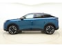 Peugeot E-3008 GT Avantage 210 73 kWh | Stoelverwarming voor/achter | 360 graden camera | Lederen/Alcantara bekleding | Apple/Android Carplay | Vehicle to load | Dodehoekdetectie | Autonomous emergency braking | Climate control | Memory seats | Stuurbediening | Navigatie