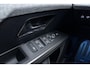 Peugeot E-3008 GT Avantage 210 73 kWh | Stoelverwarming voor/achter | 360 graden camera | Lederen/Alcantara bekleding | Apple/Android Carplay | Vehicle to load | Dodehoekdetectie | Autonomous emergency braking | Climate control | Memory seats | Stuurbediening | Navigatie