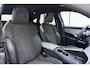 Peugeot E-3008 GT Avantage 210 73 kWh | Stoelverwarming voor/achter | 360 graden camera | Lederen/Alcantara bekleding | Apple/Android Carplay | Vehicle to load | Dodehoekdetectie | Autonomous emergency braking | Climate control | Memory seats | Stuurbediening | Navigatie