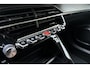 Peugeot 2008 1.2 PureTech Active | Verkeersborddetectie | Regensensor | Lederen stuurwiel | Cruise control | Hill hold | Apple/Android Carplay | Verkeersborddetectie | Parkeersensoren achter | Stuurbediening | Navigatie | Climate control