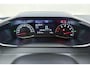 Peugeot 2008 1.2 PureTech Active | Verkeersborddetectie | Regensensor | Lederen stuurwiel | Cruise control | Hill hold | Apple/Android Carplay | Verkeersborddetectie | Parkeersensoren achter | Stuurbediening | Navigatie | Climate control