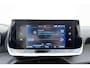 Peugeot 2008 1.2 PureTech Active | Verkeersborddetectie | Regensensor | Lederen stuurwiel | Cruise control | Hill hold | Apple/Android Carplay | Verkeersborddetectie | Parkeersensoren achter | Stuurbediening | Navigatie | Climate control