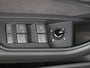 Audi E-tron 55 quattro S edition 95 kWh | SoH 100% | Panoramadak | Luchtvering | Adaptieve cruise control | Keyless | Navigatie Plus | Stoelverwarming | Achteruitrijcamera | Elektrische achterklep |
