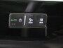 Audi E-tron 55 quattro S edition 95 kWh | SoH 100% | Panoramadak | Luchtvering | Adaptieve cruise control | Keyless | Navigatie Plus | Stoelverwarming | Achteruitrijcamera | Elektrische achterklep |