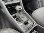 Skoda Karoq 1.5 TSI ACT Business / Pano / Trekhaak / CarPlay