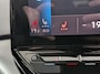 Volkswagen ID.4 Max 77 kWh l 1e eigenaar l Dealeronderhoud l Warmtepomp l Stoel en stuurverwarming l Camera l Trekhaak