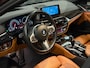 BMW 5-Serie Touring 540i xDrive High Executive M-Pakket LED/PANO/NAVI/ACC/LEDER/ADAPTIVE/TREKHAAK/STOELVERW+KOELER/STUURVERW/MEMOR