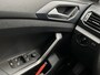 Volkswagen T-Cross 1.0 TSI Life / Navigatie / App connect / Camera / Climate controle / Lichtmetaal 17 inch /
