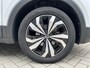 Volkswagen T-Cross 1.0 TSI Life / Navigatie / App connect / Camera / Climate controle / Lichtmetaal 17 inch /