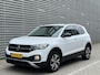 Volkswagen T-Cross 1.0 TSI Life / Navigatie / App connect / Camera / Climate controle / Lichtmetaal 17 inch /
