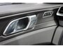 Lynk & Co 01 261PK Automaat Adaptieve Cruise Control / Elektrisch verstelbare voorstoelen / BLIS / Stoelverwarming / Climate Control / Parkeersensoren met 360 gradencamera / Regensensor