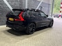 Volvo XC60 T8 Plug-in hybrid Ultra Black Edition | Panoramadak | Luchtvering | Bowers&Wilkins | Massage | Head-Up | 21 Inch