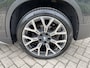 BMW X1 xDrive20i High Executive X-line Trekhaak Navigatie Zwart Leder Stoelverwarming 19 Inch Velgen Parkeersensoren Led Koplampen Elektrische Achterklep Sportstoelen 8-traps Automaat 2000 kg geremd trekgewicht !
