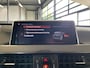 BMW X1 xDrive20i High Executive X-line Trekhaak Navigatie Zwart Leder Stoelverwarming 19 Inch Velgen Parkeersensoren Led Koplampen Elektrische Achterklep Sportstoelen 8-traps Automaat 2000 kg geremd trekgewicht !