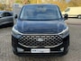 Ford Tourneo Custom 340 2.5 PHEV L2H1 Titanium X 233pk | 16-weg elek. AGR-stoel | Handsfree elek. dubbele zijschuifdeuren | Panoramadak | 15 B&O speaker | Inklapbare trekhaak | Verwarmbaar stuurwiel | Verwarmbare en elek. verstelbare stoelen tweede zitrij | Draadloos opladen | Prijs ex. BTW incl. BPM |  Prijs Incl. BTW en BPM 70.400