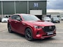 Mazda CX-60 2.5 e-SkyActiv PHEV Homura VAN: 39.900,- VOOR: 37.440,- UW WKVOORDEEL: 2.460,- | Bomvol! | PANO | STOELVERWARMING + VERKOELING | ACHTERBANK VERWARMING | STUURWIEL VERWAMRD | MEM SEATS | ADAP. CRUISE | 12 MND BOVAG GARANTIE |