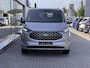 Ford Tourneo Custom 340 2.5 PHEV L2H1 Titanium X 233pk | 16-weg elek. AGR-stoel | Handsfree elek. dubbele zijschuifdeuren | Panoramadak | 15 B&O speaker | Inklapbare trekhaak | Verwarmbaar stuurwiel | Verwarmbare en elek. verstelbare stoelen tweede zitrij | Draadloos opladen | Prijs ex. BTW incl. BPM | Prijs Incl. BTW en BPM 70.400