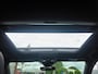 Volkswagen Golf 1.5 eTSI Oranje Edition | Met o.a. achteruitrijcamera, AppleCarPlay/AndroidAuto, panoramadak en cruise!