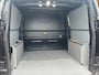 Ford Transit Custom PHEV L2H1 Sport Dubbel Cabine | 20'inch | Glaslook | LED-Bar | Inkl. Trekhaak | DIK! | Cruise control adaptief met Stop&Go en stuurhulp | Elektrisch verstelbare bestuurdersstoel | Extra zijschuifdeur