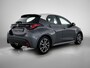 Toyota Yaris 1.5 Hybrid Style bi-tone | Head-Up Display| Parkeersensoren voor+achter | Dodehoek detectie | Draadloze telefoonlader | Keyless Entry/Start | Navigatie | Apple CarPlay/ Android auto |