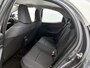 Toyota Yaris 1.5 Hybrid Style bi-tone | Head-Up Display| Parkeersensoren voor+achter | Dodehoek detectie | Draadloze telefoonlader | Keyless Entry/Start | Navigatie | Apple CarPlay/ Android auto |