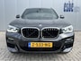 BMW X3 xDrive30d M-Sport High Executive Trekhaak Panoramadak Vol Leder Elektrische Stoelen Head-Up Display Harman Kardon Audio 20 Inch Velgen Life Cockpit Professional Driving Assist Plus Adaptieve Cruise Control Apple Carplay Andr Vol Opties BTW Auto 6-cilinder !