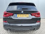 BMW X3 xDrive30d M-Sport High Executive Trekhaak Panoramadak Vol Leder Elektrische Stoelen Head-Up Display Harman Kardon Audio 20 Inch Velgen Life Cockpit Professional Driving Assist Plus Adaptieve Cruise Control Apple Carplay Andr Vol Opties BTW Auto 6-cilinder !